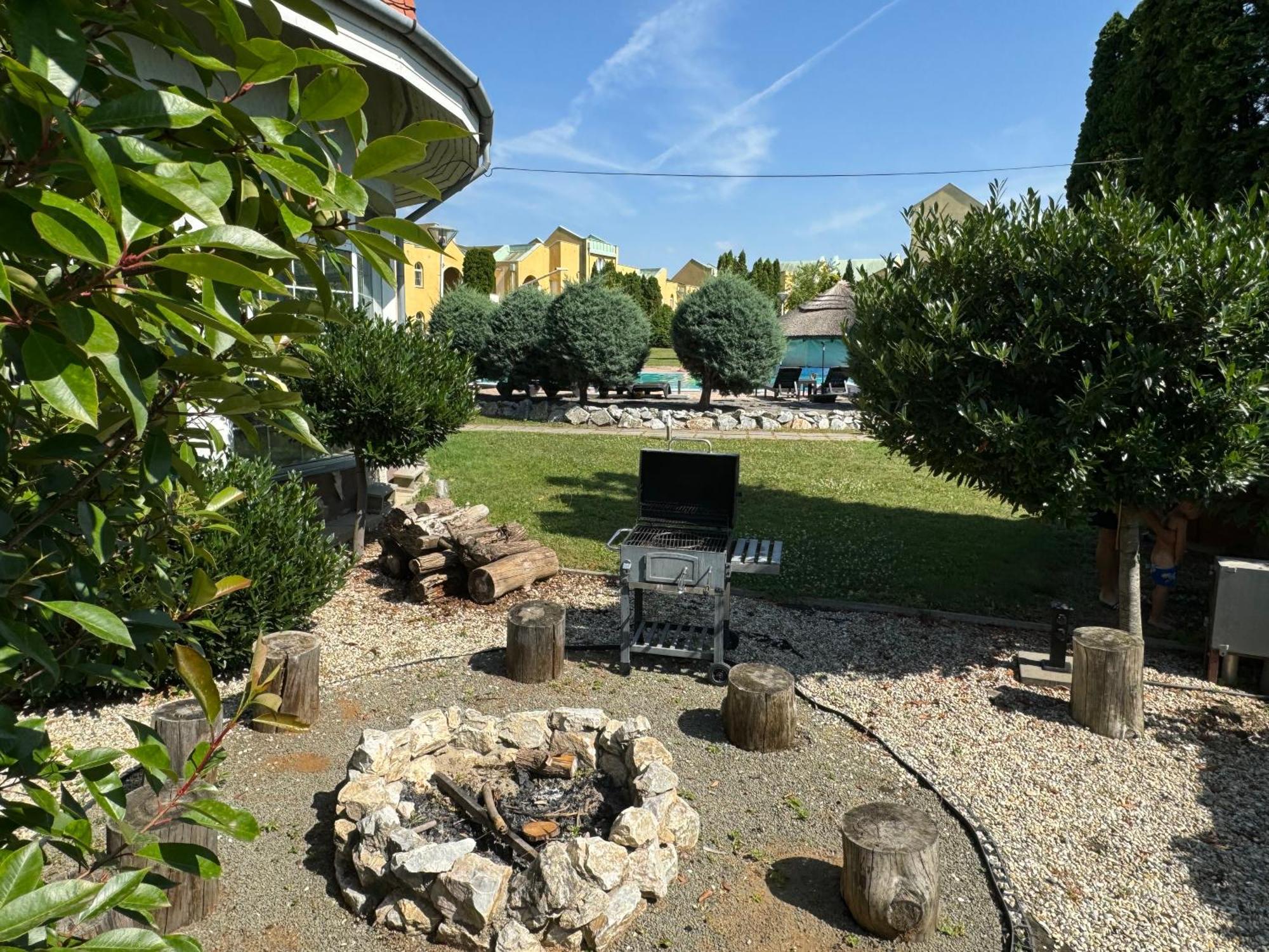 Bláthy Apartman Siófok Exterior foto
